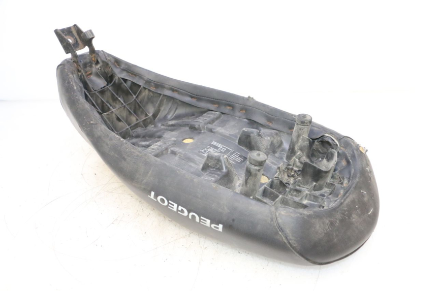 photo de ASIENTO PEUGEOT LUDIX 50 (2005 - 2007) - Primer plano técnico