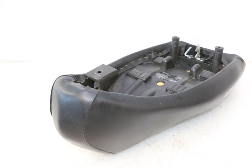 photo de ASIENTO PEUGEOT LUDIX 50 (2008 - 2017) - Detalle de la pieza
