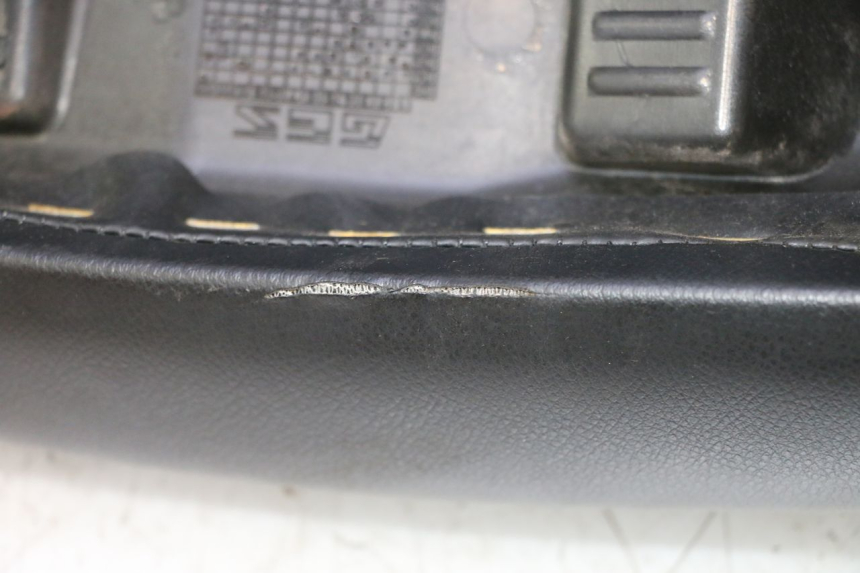 photo de ASIENTO PEUGEOT LUDIX 50 (2008 - 2017) - Zoom estado de uso