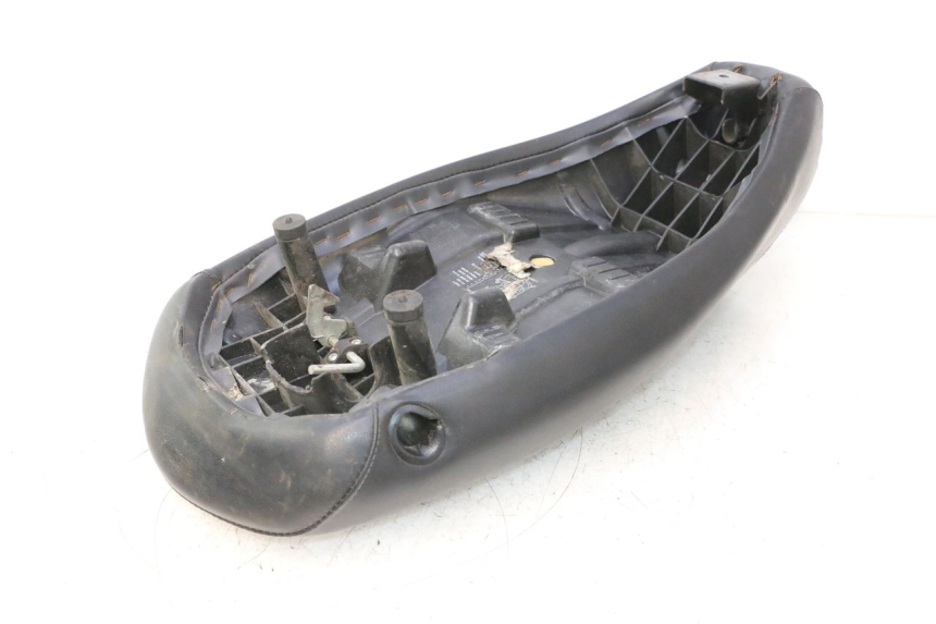photo de ASIENTO PEUGEOT LUDIX 50 (2005 - 2007) - Primer plano técnico