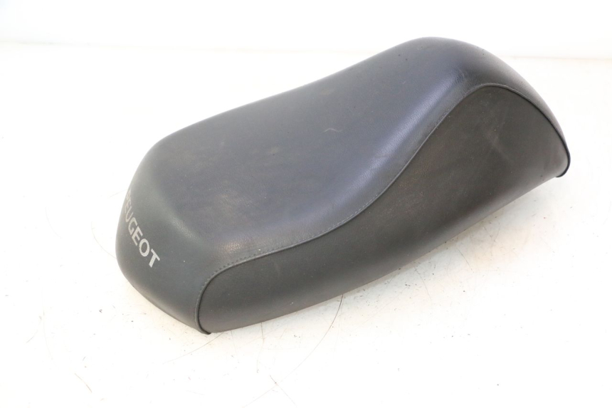 photo de ASIENTO PEUGEOT LUDIX ONE 14P 50 (2004 - 2013) - Recambio usado revisado