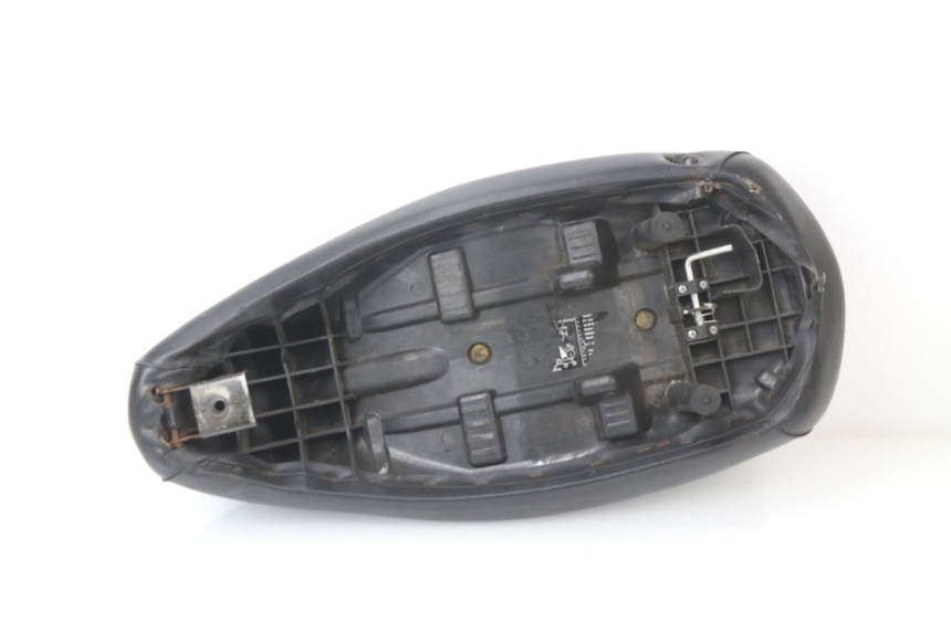 photo de ASIENTO PEUGEOT LUDIX ONE 50 (2004 - 2006) - Detalle de la pieza