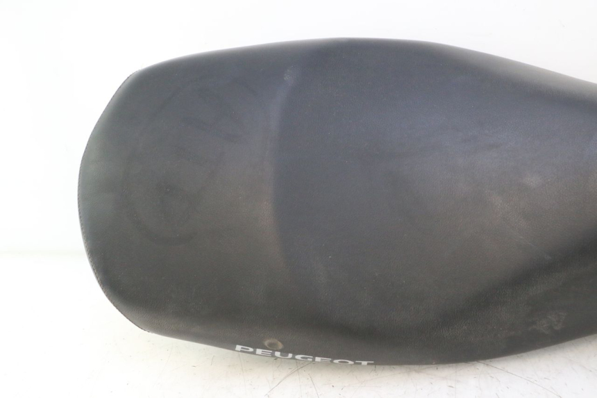 photo de ASIENTO PEUGEOT LUDIX ONE 50 (2004 - 2013) - Zoom sobre los componentes