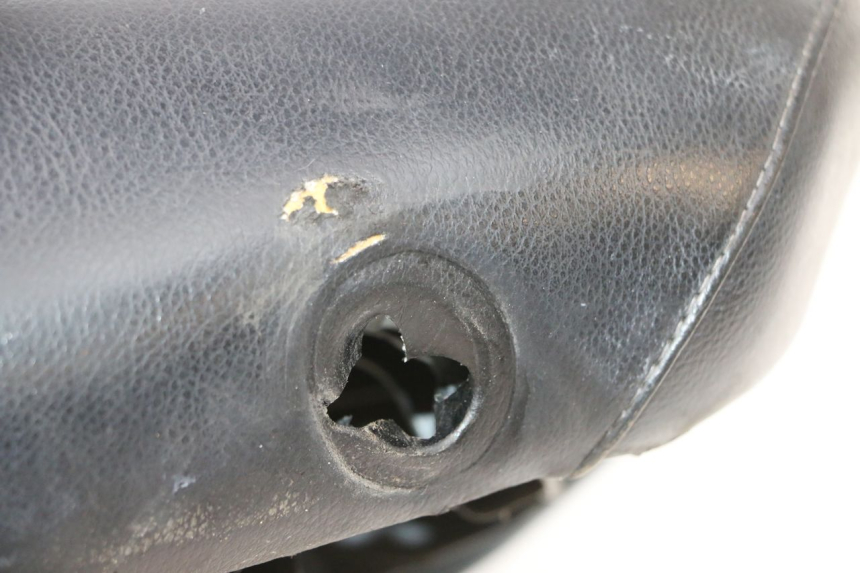 photo de ASIENTO PEUGEOT LUDIX ONE 50 (2004 - 2006) - Estado de la superficie y material