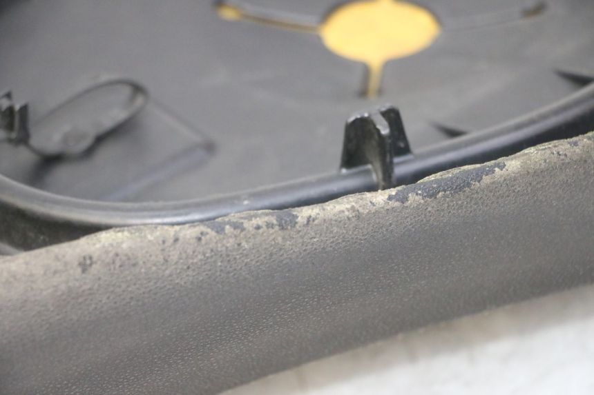 photo de ASIENTO PIAGGIO LXV 4T 50 (2009 - 2013) - Características distintivas