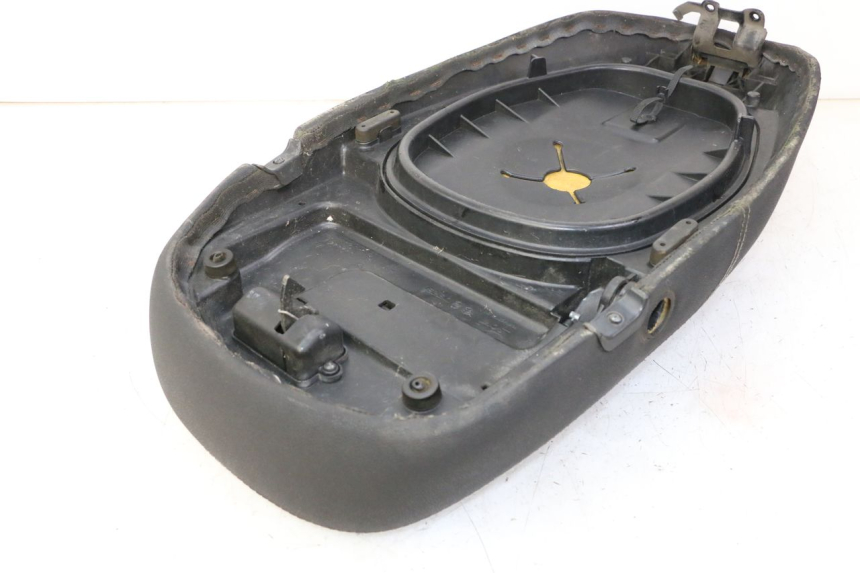 photo de ASIENTO PIAGGIO LXV 4T 50 (2009 - 2013) - Foto de producto adicional