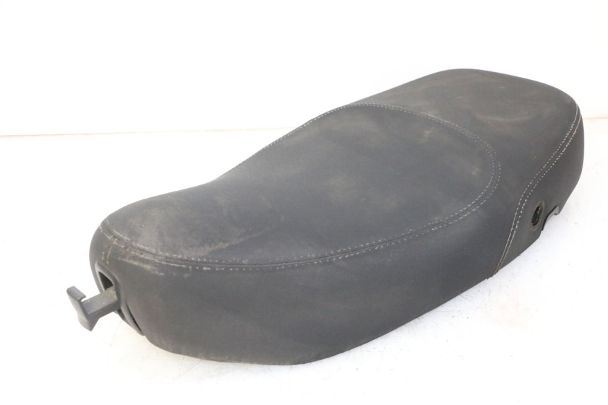 photo de ASIENTO PIAGGIO LXV 4T 50 (2009 - 2013) - Recambio usado revisado