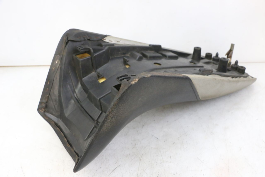 photo de ASIENTO MASAI XL 50 (2012 - 2019) - Detalles de los puntos de fijación