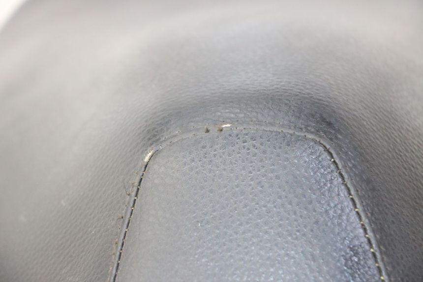 photo de ASIENTO MBK BOOSTER NEXT GENERATION 50 (1995 - 1998) - Enfoque en la estructura