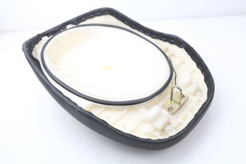 photo de ASIENTO JM MOTORS MIA 50 (2017 - 2020) - Detalles de los puntos de fijación