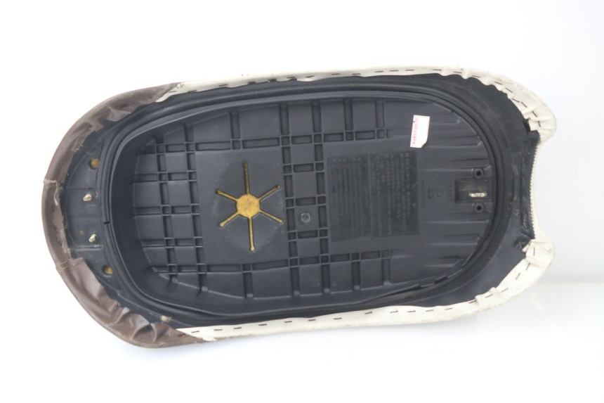 photo de ASIENTO SYM MIO 50 (2005 - 2010) - Detalle de la pieza