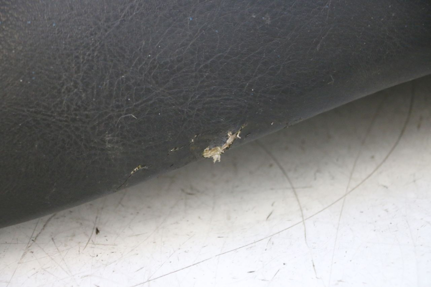 photo de ASIENTO SYM MIO 50 (2005 - 2010) - Primer plano de alta resolución