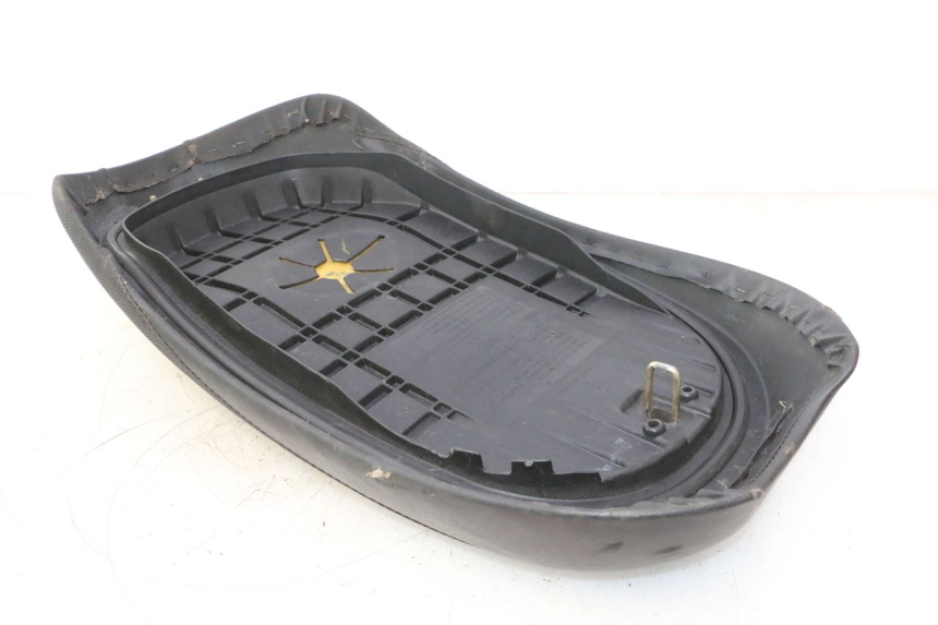 photo de ASIENTO SYM MIO 50 (2005 - 2010) - Estado de la superficie y material