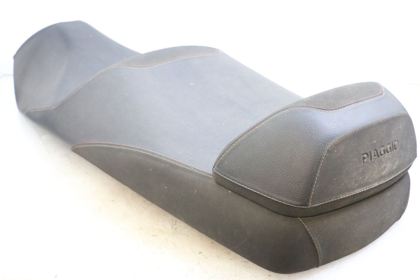 photo de ASIENTO PIAGGIO MP3 HPE 350 (2018 - 2020) - Inspección visual detallada