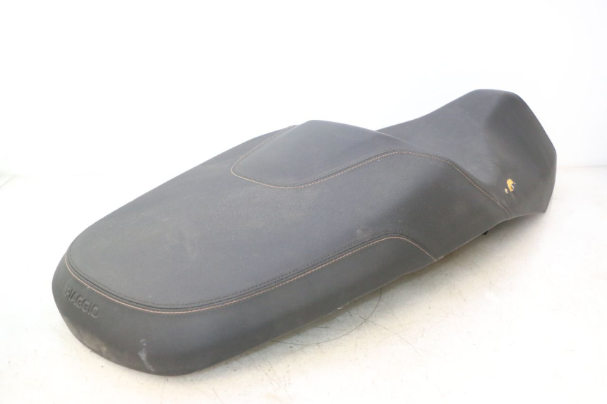 photo de ASIENTO PIAGGIO MP3 HPE 530 (2022 - 2026) - Foto de producto adicional