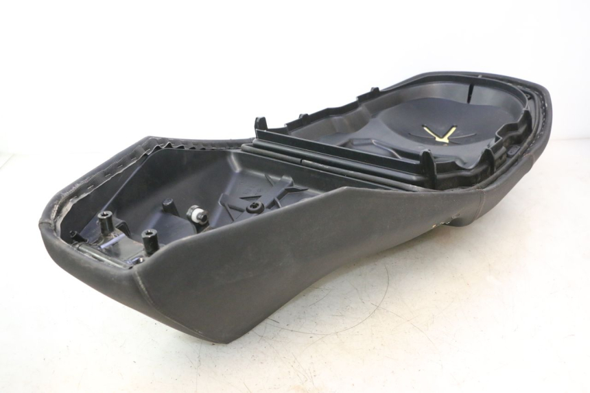 photo de ASIENTO PIAGGIO MP3 HPE 530 (2022 - 2026) - Vista general del producto