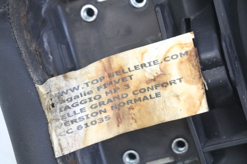 photo de ASIENTO PIAGGIO MP3 LT 400 (2007 - 2012) - Detalle de la pieza