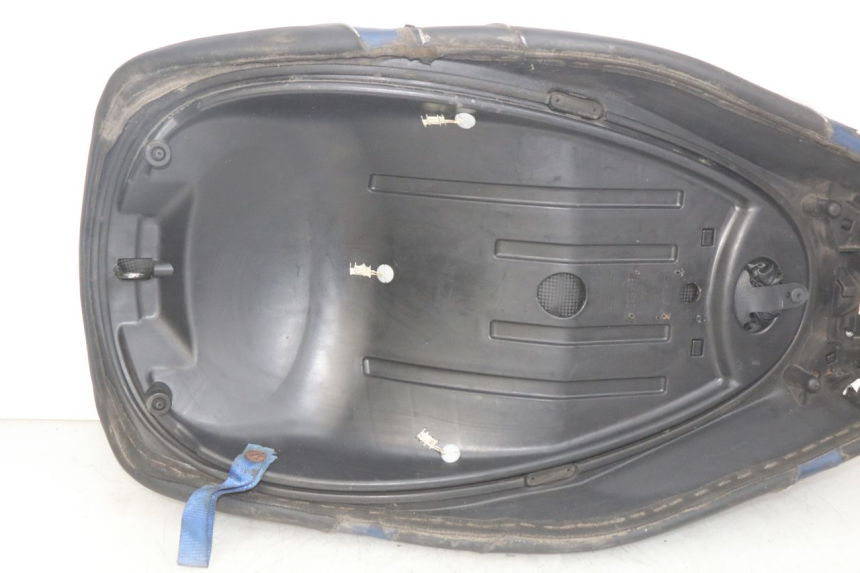 photo de ASIENTO PIAGGIO MP3 LT 400 (2007 - 2012) - Otra vista del artículo