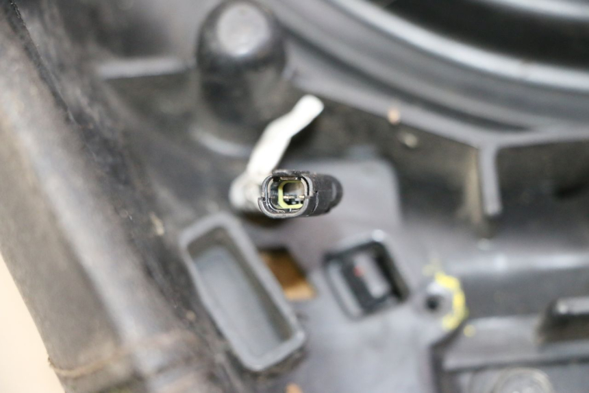 photo de ASIENTO PIAGGIO MP3 LT 300 (2010 - 2016) - Enfoque en la estructura