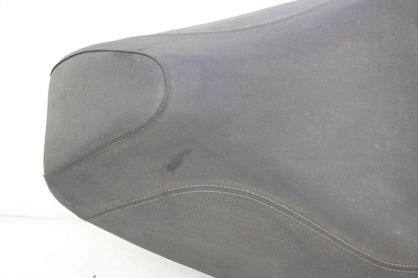 photo de ASIENTO PIAGGIO MP3 LT 400 (2007 - 2012) - Características distintivas