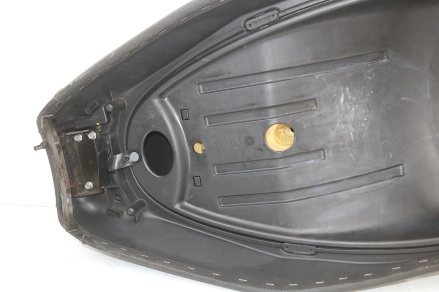 photo de ASIENTO PIAGGIO MP3 125 (2006 - 2014) - Otra vista del artículo