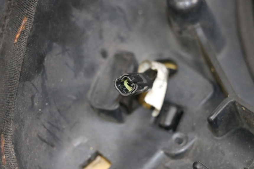 photo de ASIENTO PIAGGIO MP3 500 (2011 - 2015) - Detalles de los puntos de fijación