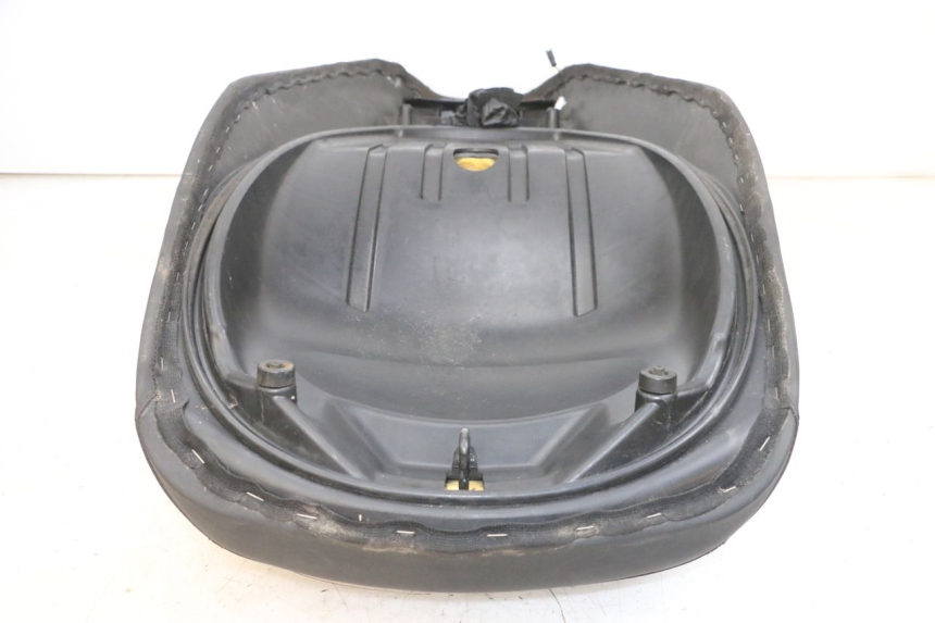 photo de ASIENTO PIAGGIO MP3 RL 250 (2006 - 2010) - Marcados y referencias originales