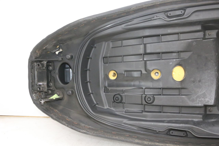 photo de ASIENTO PIAGGIO MP3 500 (2016 - 2018) - Recambio usado revisado