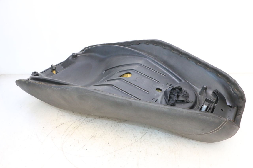 photo de ASIENTO PIAGGIO MP3 RL 250 (2006 - 2010) - Foto de producto adicional