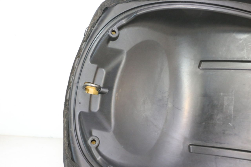 photo de ASIENTO PIAGGIO MP3 RL 250 (2006 - 2010) - Ángulo de visión alternativo