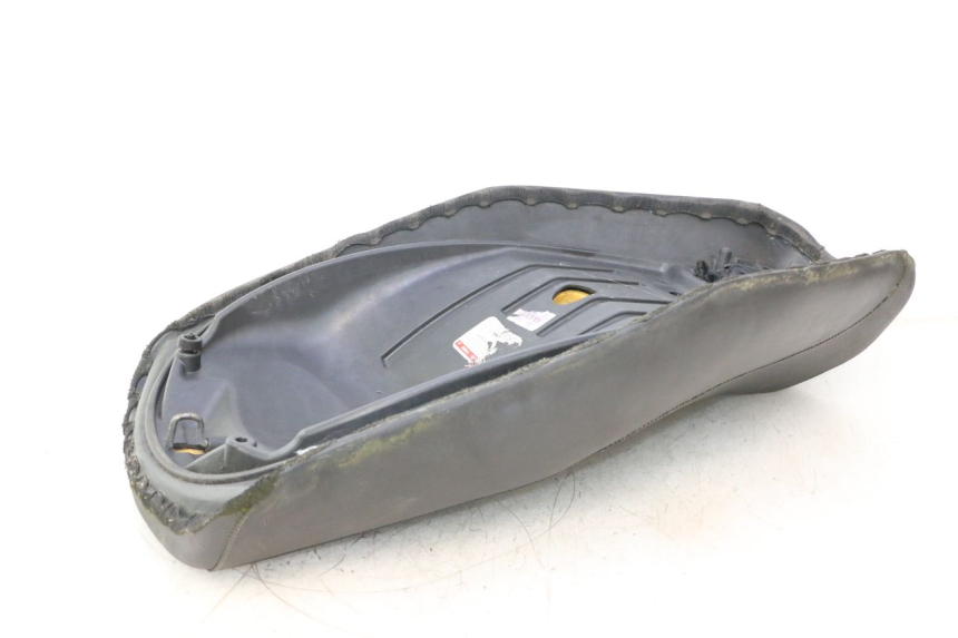 photo de ASIENTO PIAGGIO MP3 125 (2006 - 2014) - Características distintivas