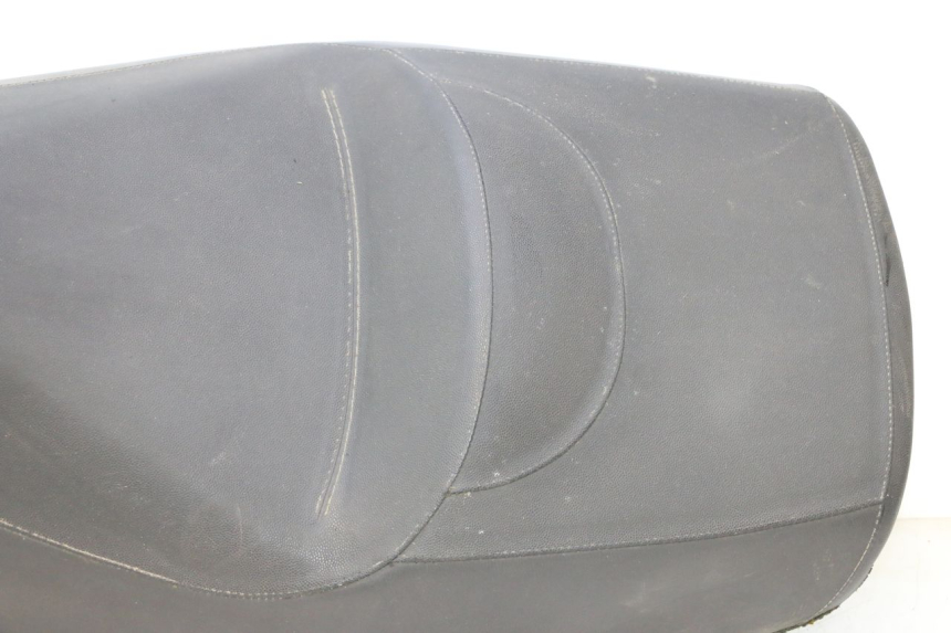 photo de ASIENTO PIAGGIO MP3 125 (2006 - 2014) - Zoom estado de uso