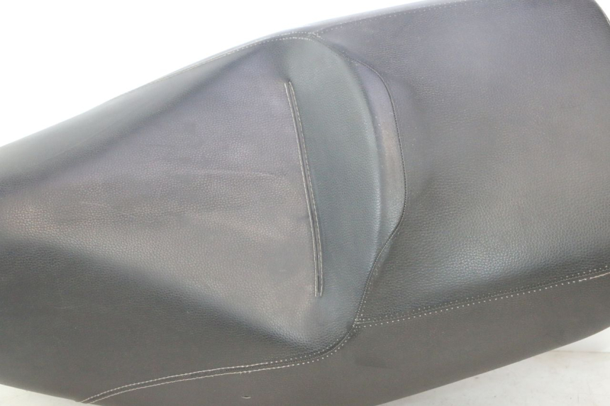 photo de ASIENTO PIAGGIO MP3 500 (2011 - 2015) - Inspección visual detallada