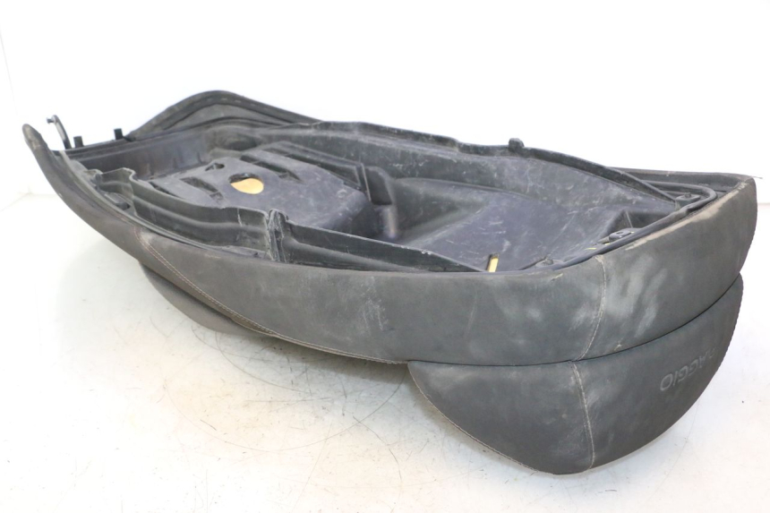 photo de ASIENTO PIAGGIO MP3 500 (2016 - 2018) - Zoom sobre los componentes