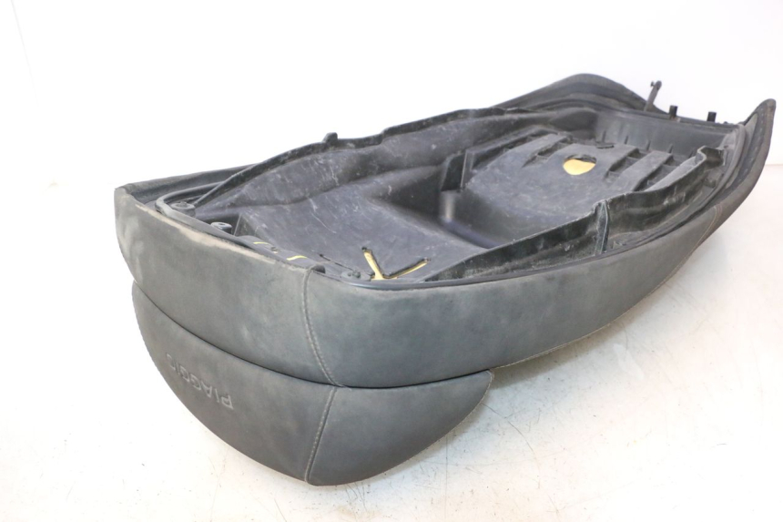 photo de ASIENTO PIAGGIO MP3 500 (2016 - 2018) - Foto de producto adicional