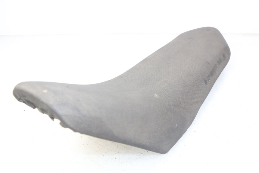 photo de ASIENTO RIEJU MRT 50 (2009 - 2017) - Detalles de los puntos de fijación