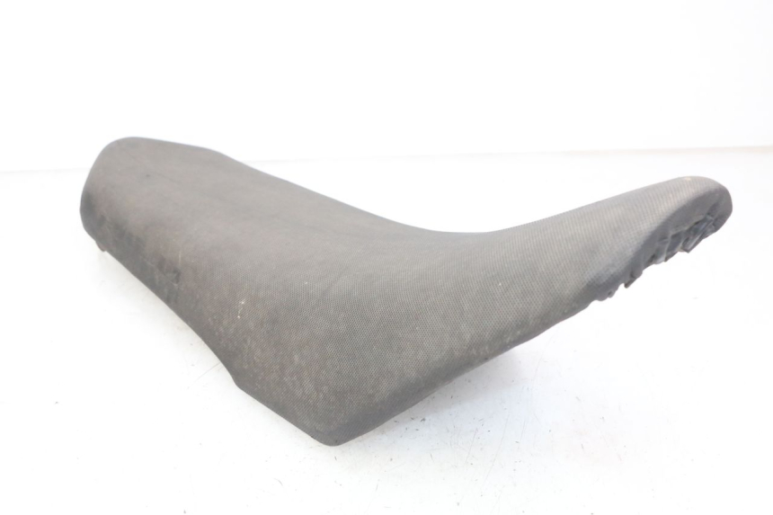 photo de ASIENTO RIEJU MRT 50 (2009 - 2017) - Estado de la superficie y material