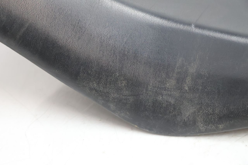 photo de ASIENTO KYMCO MXU R 250 (2004 - 2010) - Estado de la superficie y material