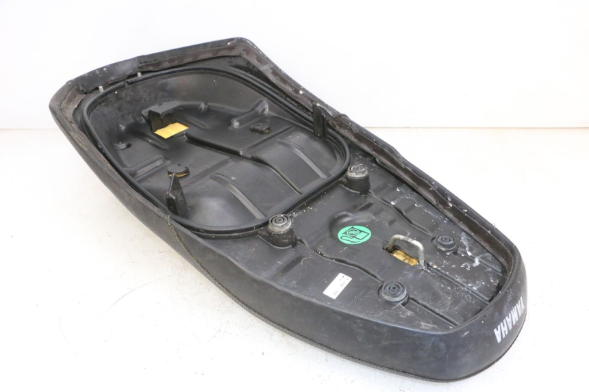 photo de ASIENTO YAMAHA NEO'S NEOS 2T 50 (1998 - 2007) - Detalles de los puntos de fijación