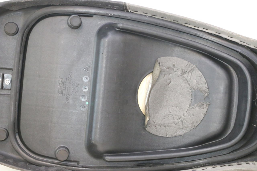 photo de ASIENTO KYMCO LIKE 4T 50 (2019 - 2025) - Ángulo de visión alternativo