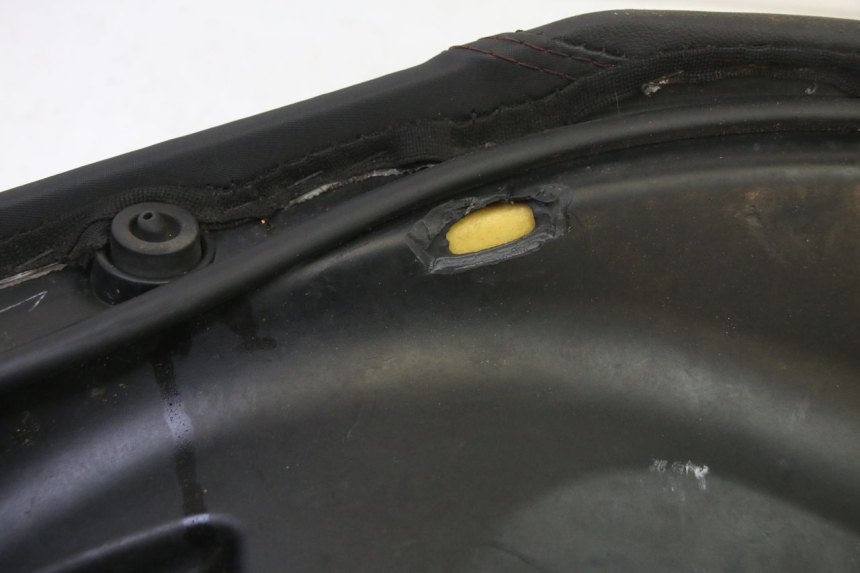 photo de ASIENTO PIAGGIO NEW TYPHOON 50 (2010 - 2017) - Características distintivas