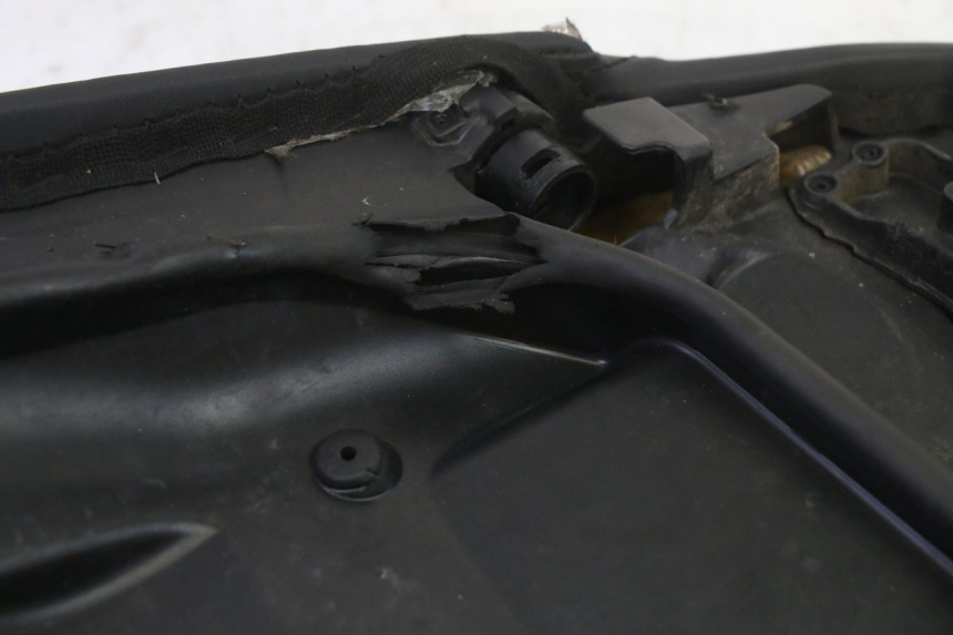 photo de ASIENTO PIAGGIO NEW TYPHOON 50 (2010 - 2017) - Recambio usado revisado