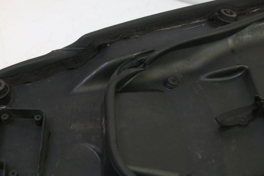 photo de ASIENTO PIAGGIO NEW TYPHOON 50 (2010 - 2017) - Marcados y referencias originales