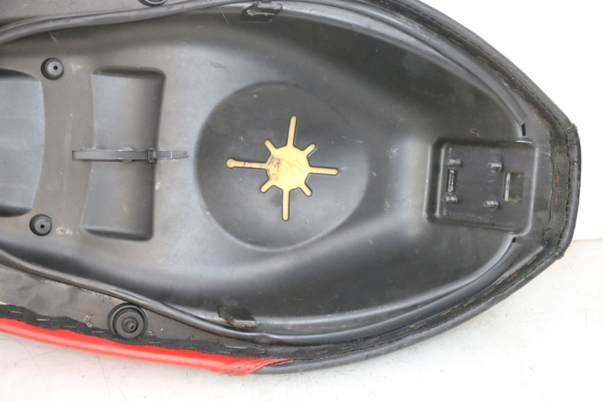 photo de ASIENTO PIAGGIO NEW TYPHOON 50 (2018 - 2021) - Vista principal