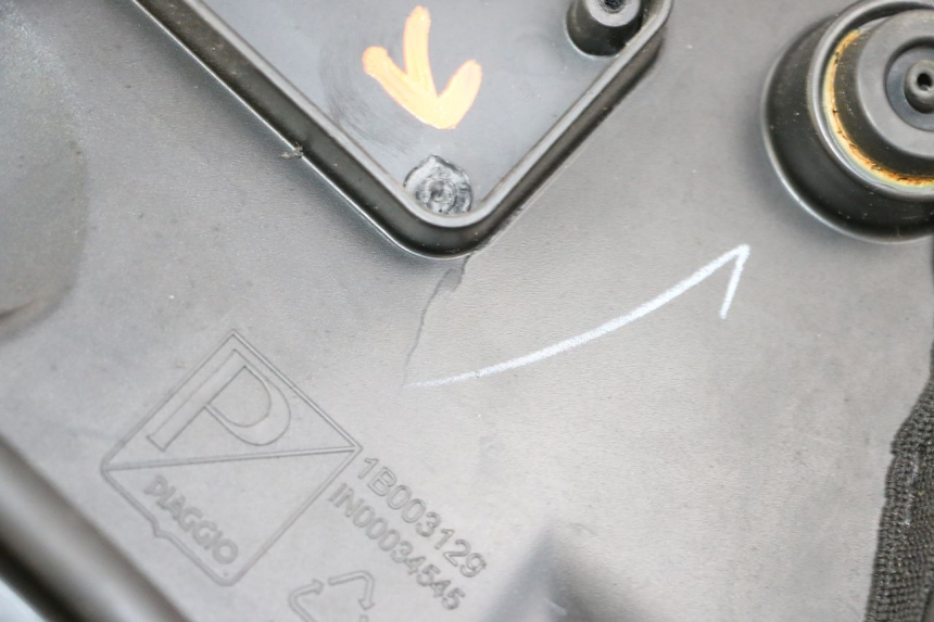 photo de ASIENTO PIAGGIO NEW TYPHOON 50 (2018 - 2021) - Detalle de la pieza