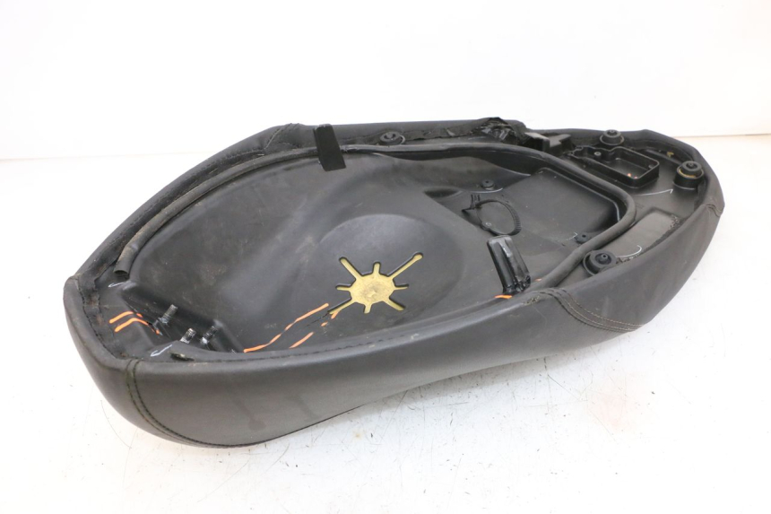 photo de ASIENTO PIAGGIO NEW TYPHOON 50 (2018 - 2021) - Primer plano de alta resolución