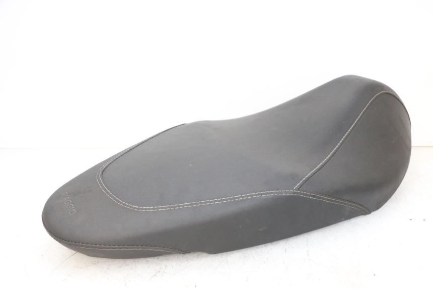 photo de ASIENTO PIAGGIO NEW TYPHOON 50 (2018 - 2021) - Estado de la superficie y material