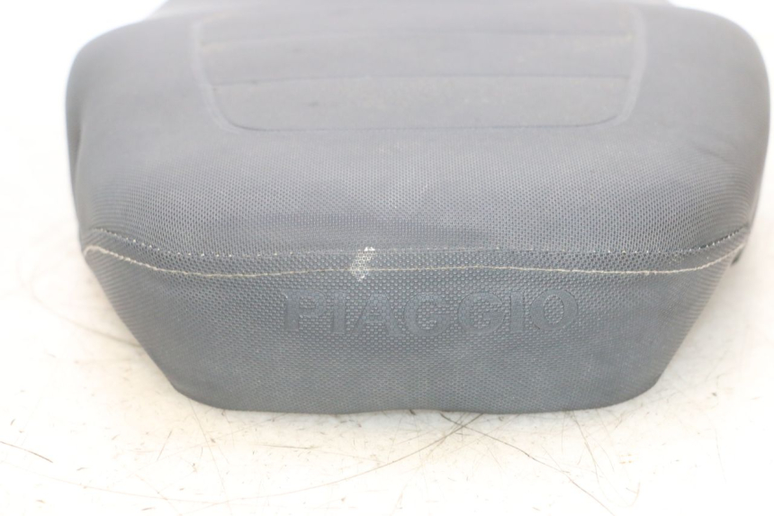 photo de ASIENTO PIAGGIO NEW TYPHOON 50 (2010 - 2017) - Primer plano de alta resolución