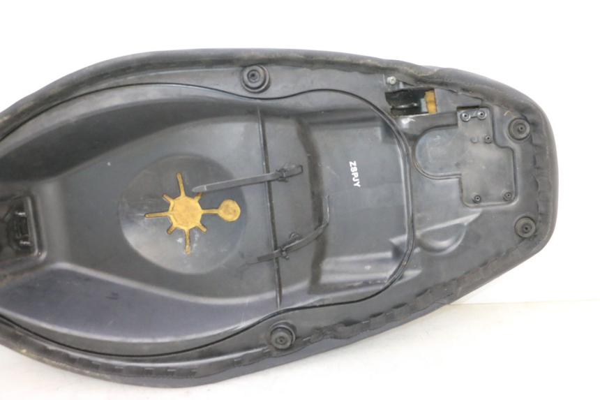 photo de ASIENTO PIAGGIO NEW TYPHOON 50 (2010 - 2017) - Vista general del producto