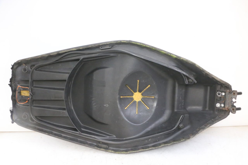 photo de ASIENTO GILERA NEXUS 125 (2009 - 2013) - Enfoque en la estructura